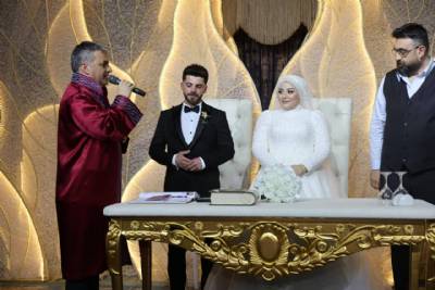  Ayşegül Kazancı  ve  Emre Ersoy  Nikah Ilani