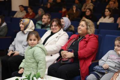 KAKTÜS DOĞAÇLAMA TİYATRO SPORU OYUNU İZLEYİCİLERLE BULUŞTU