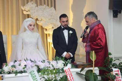 Elanur Altın  ve  Özgür Altıntaş  Nikah Ilani